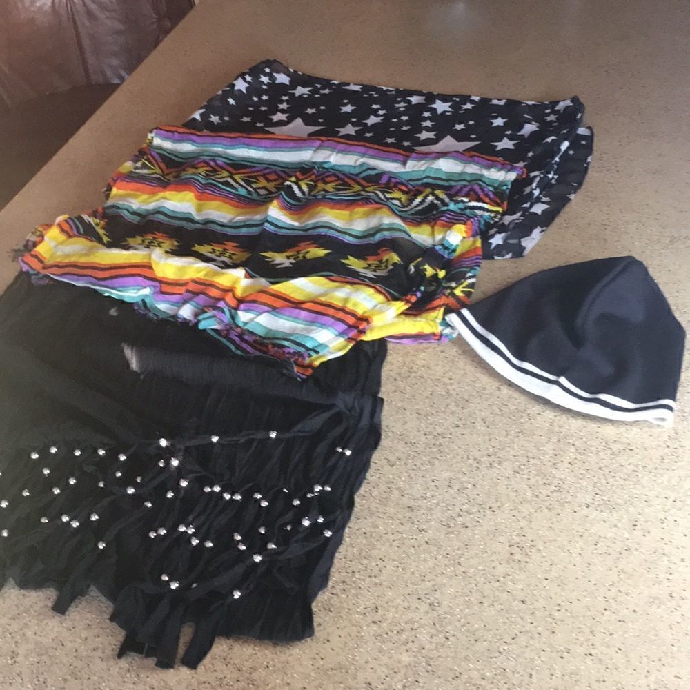 Winter Bundle 3 Scarves & Beanie